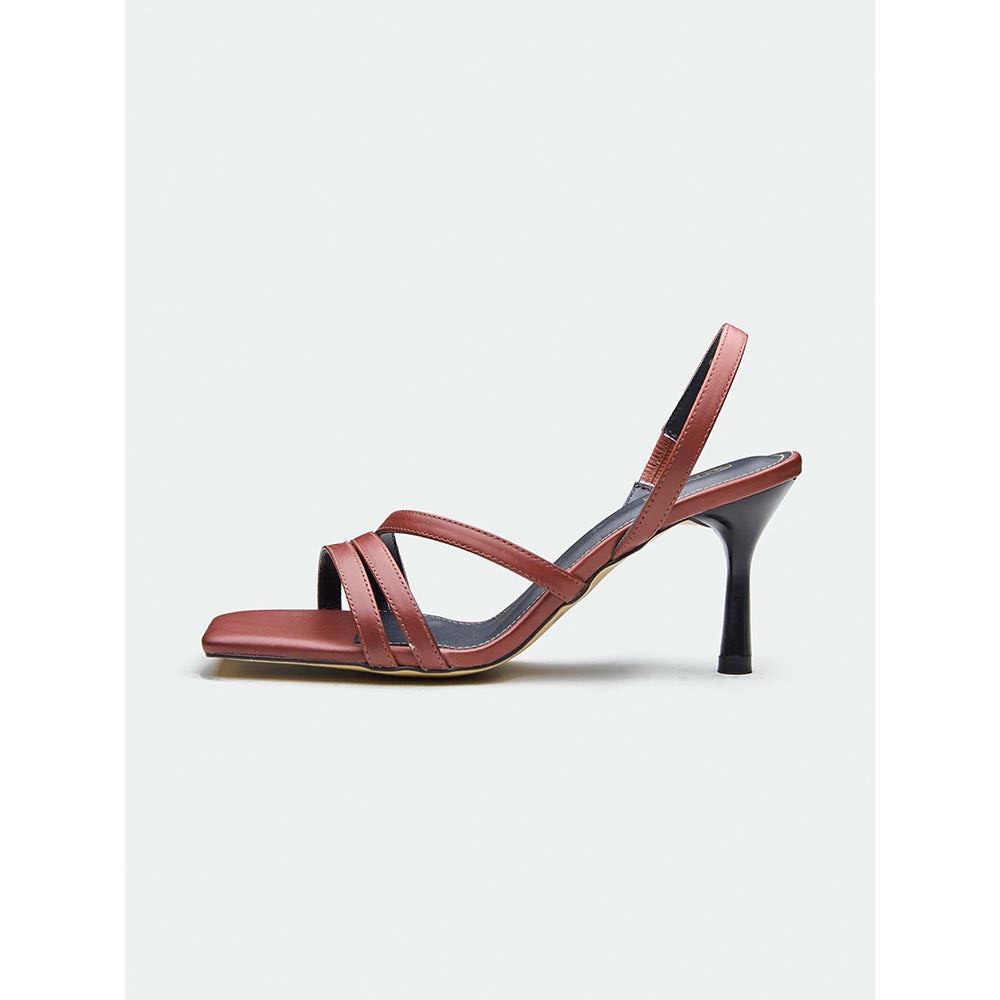 Oroh Derby Brown Heels