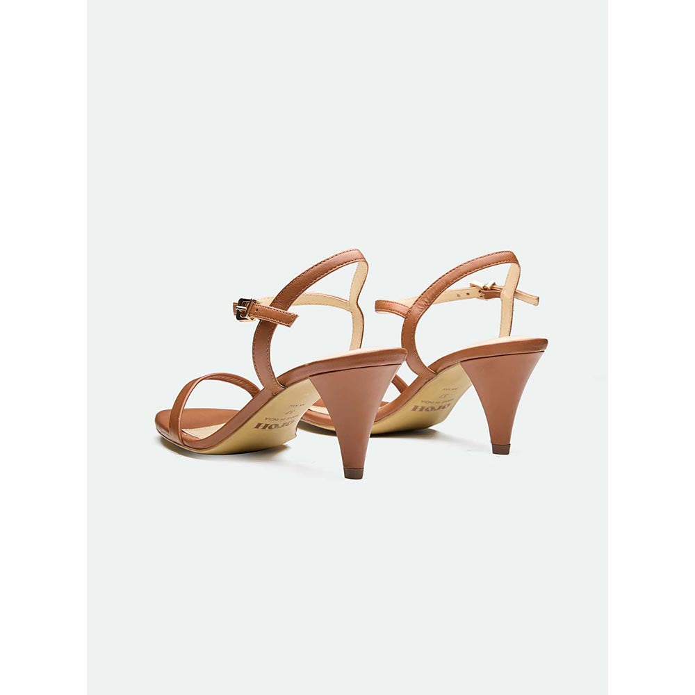 Oroh Nottingham Tan Heels