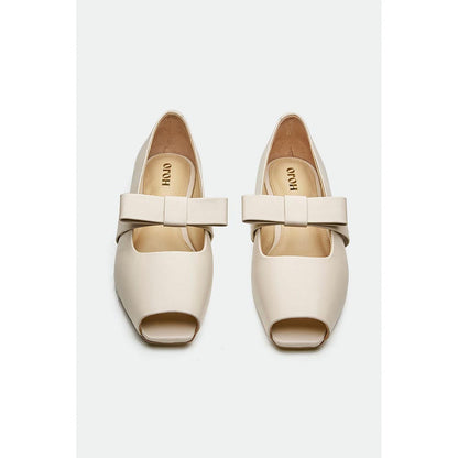 Oroh Off White Maidstone Ballerinas