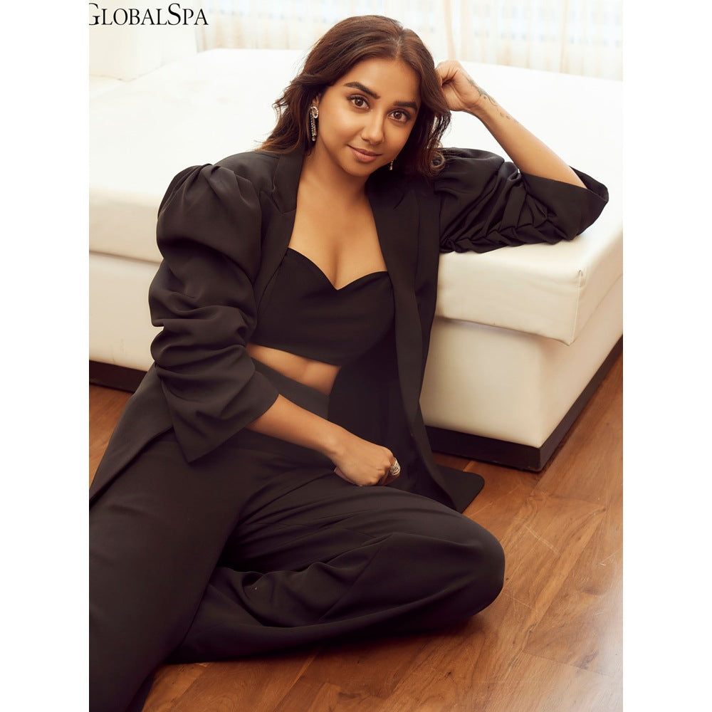 Orthodox Black Refined Sweetheart Banana Crepe Crop Top