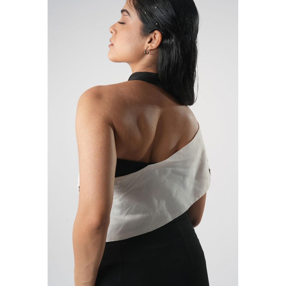 Orthodox Black Sleek Crepe Bodycon Dress with Halter Collar