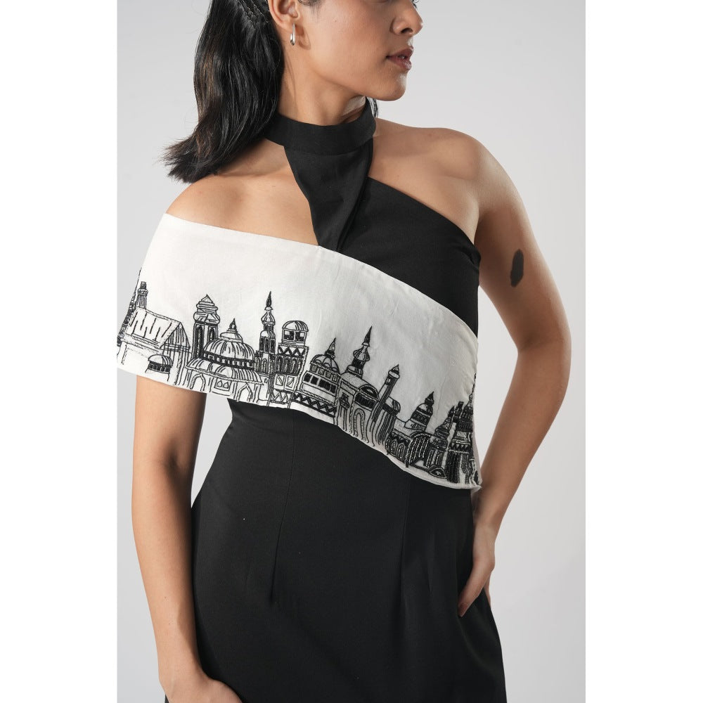 Orthodox Black Sleek Crepe Bodycon Dress with Halter Collar