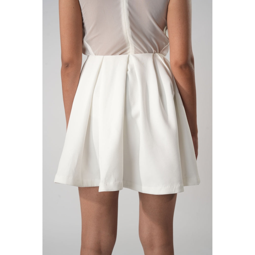 Orthodox White Dramatic Banana Crepe Skirt with Motifs