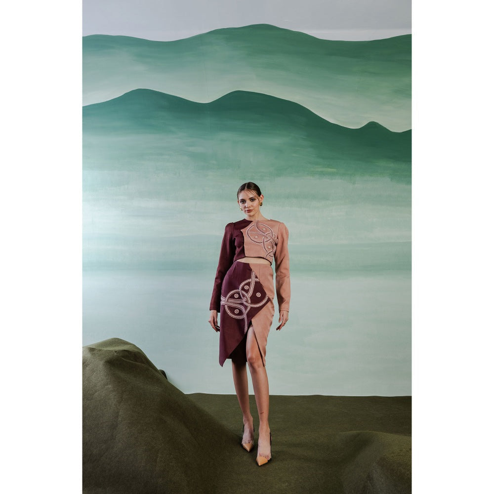 Orthodox Wine Aurelia Leanza Slit Skirt with Embroidery