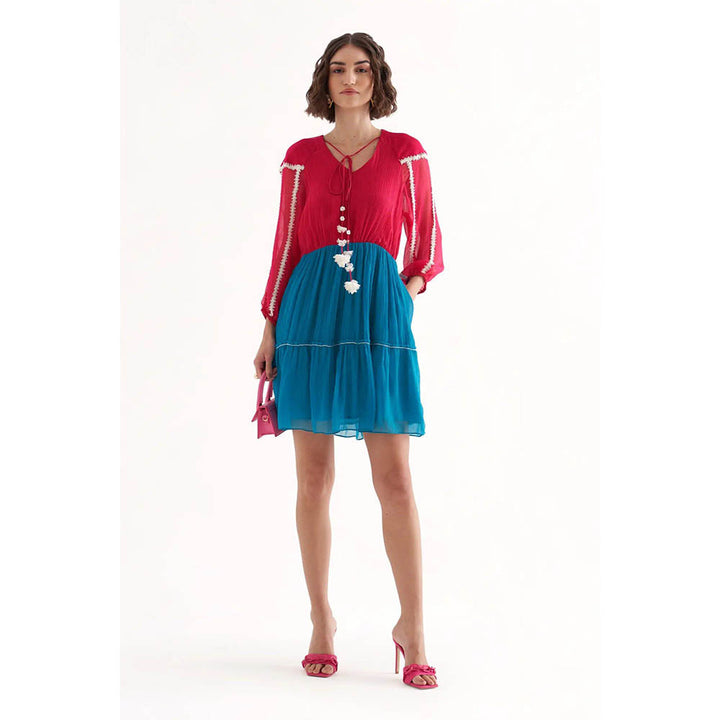 Our Love Aquila Crinkle Chiffon Colorblock Mini Short Dress