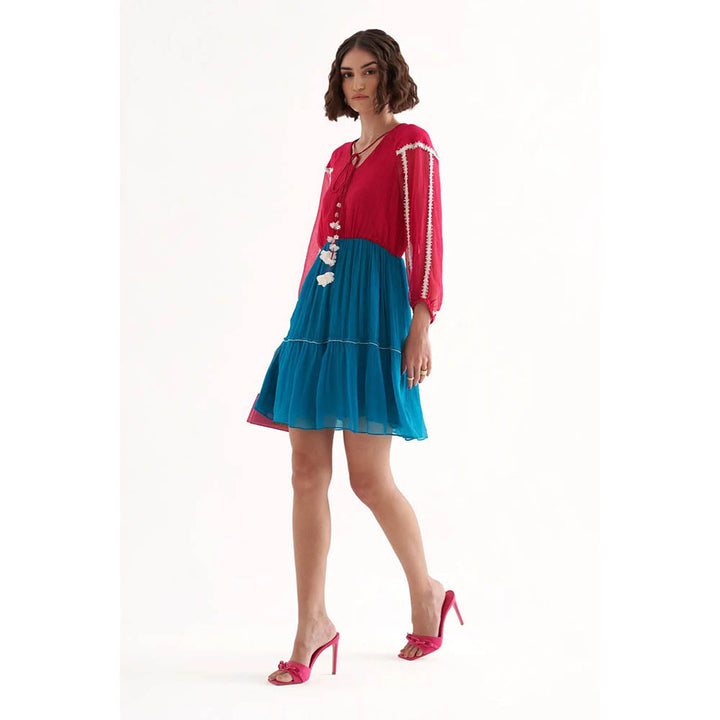 Our Love Aquila Crinkle Chiffon Colorblock Mini Short Dress
