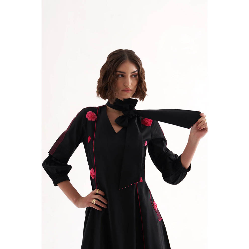 Our Love Cirrus Black Cotton Midi Dress