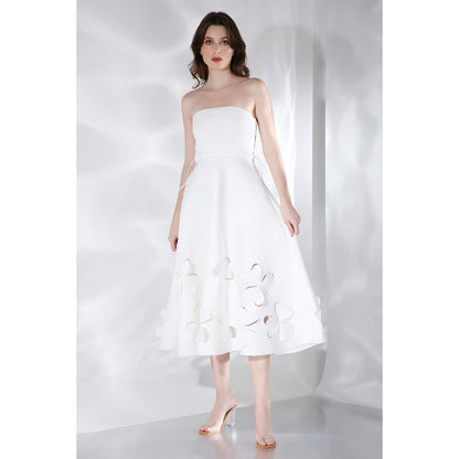 Ozeqo Lyre White Solid Midi Dress with Wrap (Set of 2)