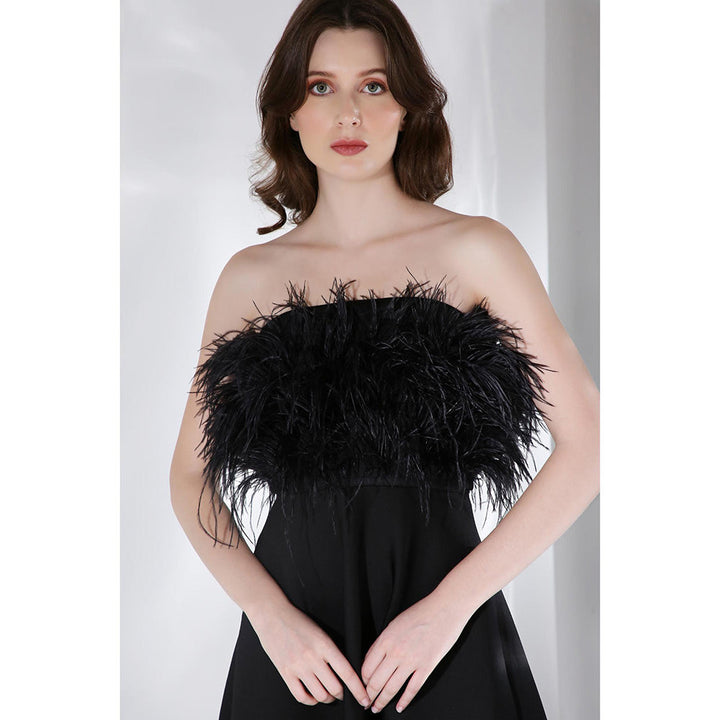 Ozeqo Gaia Black Solid Strapless Tube Maxi Dress with Fur Feathers (Set of 2)