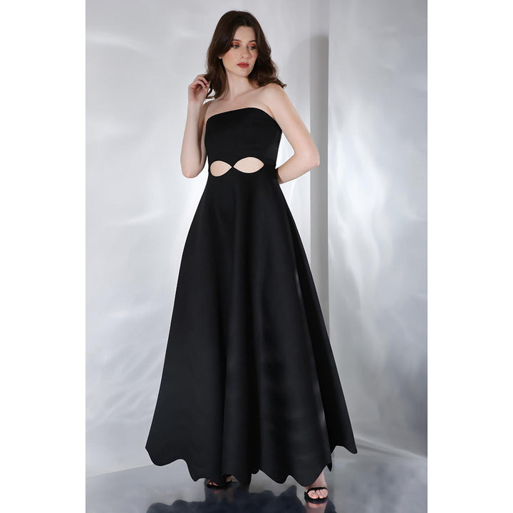 Ozeqo Francesca Black Solid Strapless Tube Maxi Dress