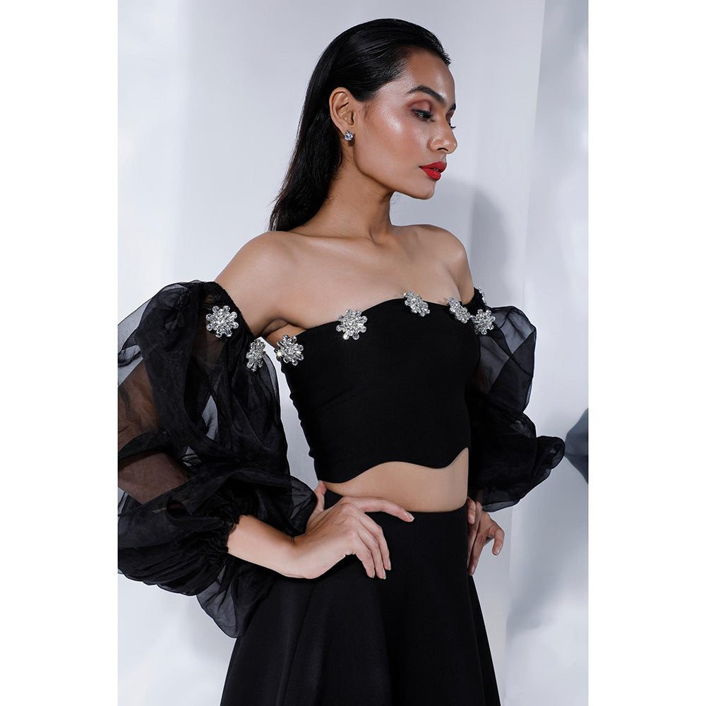 Ozeqo Freya Black Detachable Sleeves with Crop Top and Skirt (Set of 3)