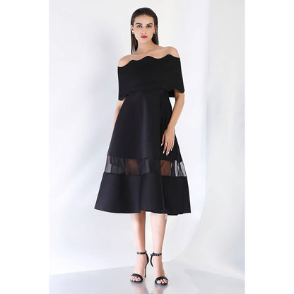 Ozeqo Black Solid Fit and Flare Dress and Wrap