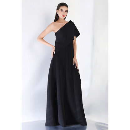 Ozeqo Black Solid One Shoulder Maxi Dress and Wrap