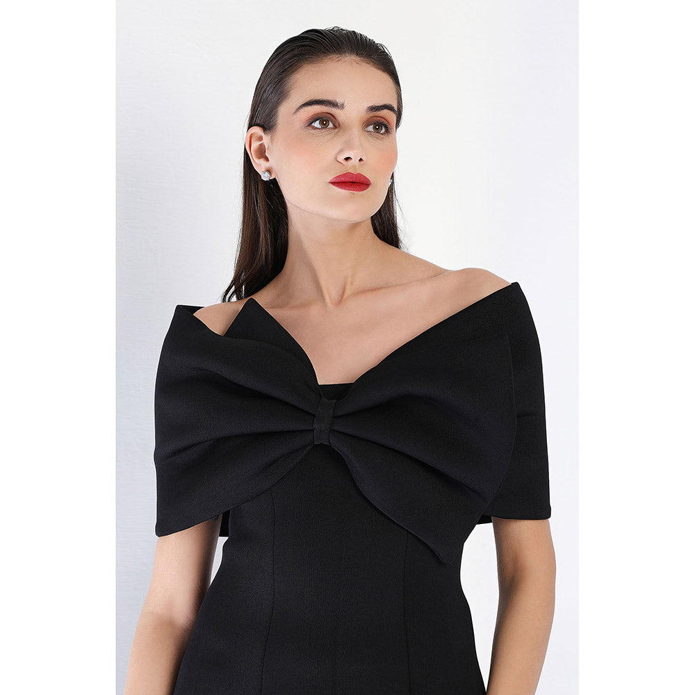 Ozeqo Black Blow Solid Maxi Dress and Wrap