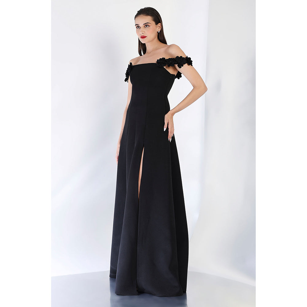 Ozeqo Black Solid Maxi Dress
