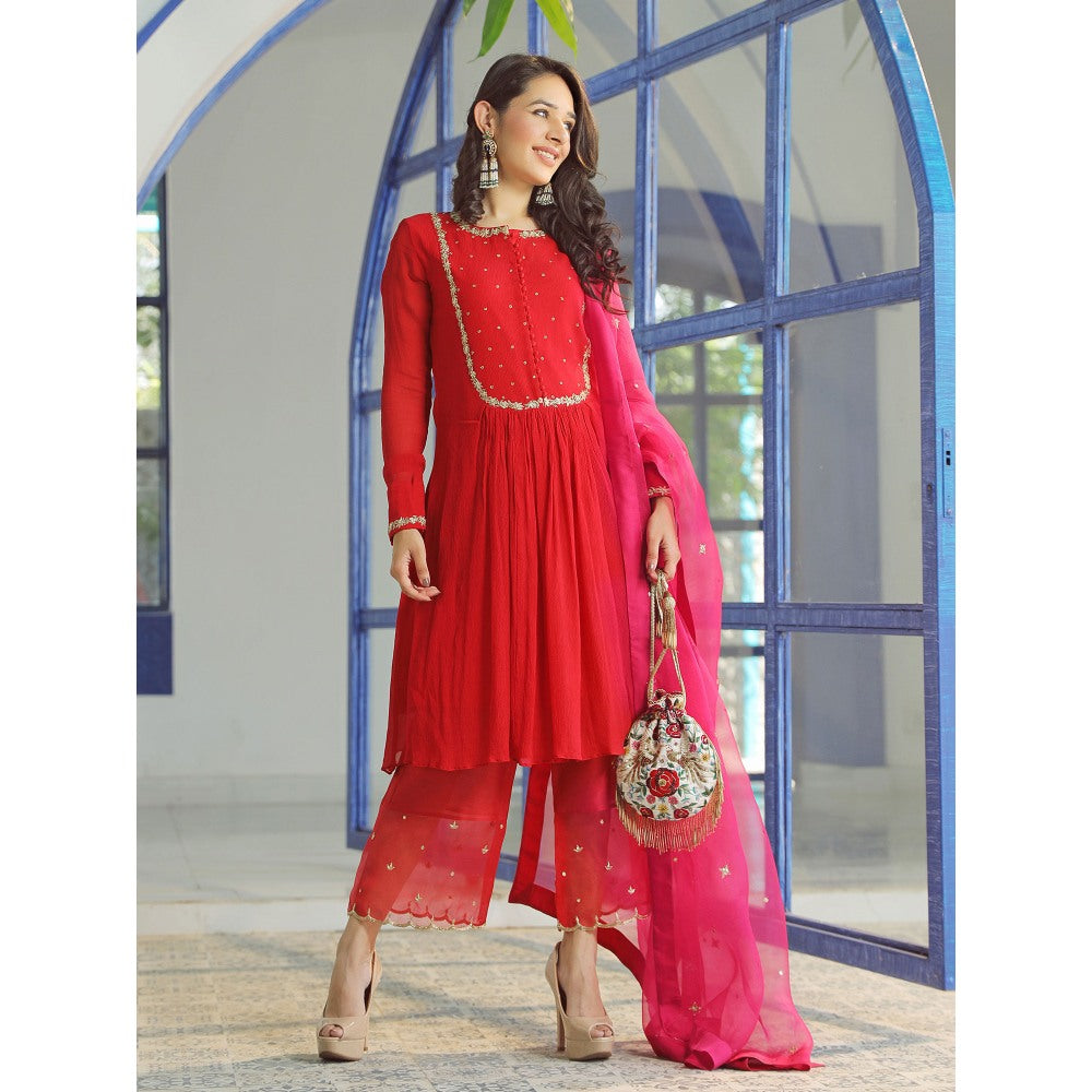 Pairaahan Ezra Red Chiffon Kurta (Set of 3)