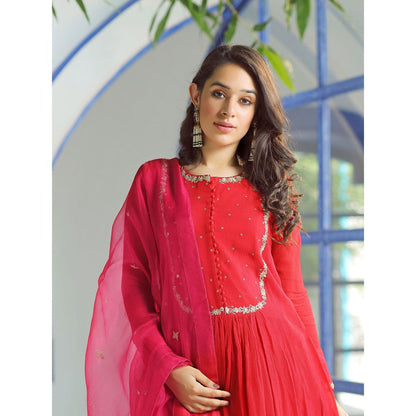 Pairaahan Ezra Red Chiffon Kurta (Set of 3)