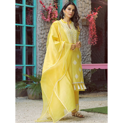 Pairaahan Sorin Chanderi Silk Hand Embroidered Yellow (Set of 3)