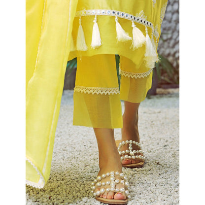 Pairaahan Sorin Chanderi Silk Hand Embroidered Yellow (Set of 3)