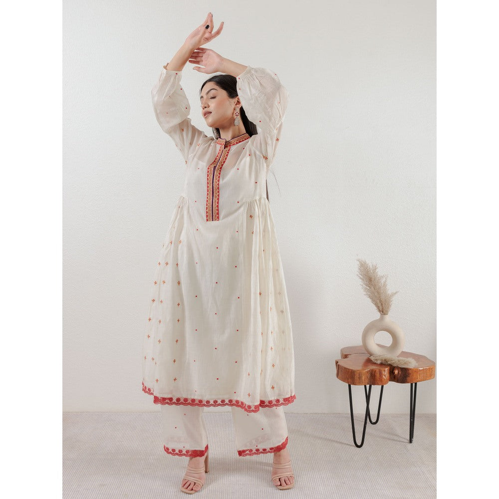 Pairaahan Gul Kurta White (Set of 2)