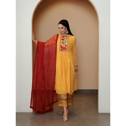 Pairaahan Mehr Kurta Yellow (Set of 3)