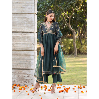 Pairaahan Alayna Kurta (Set of 3)