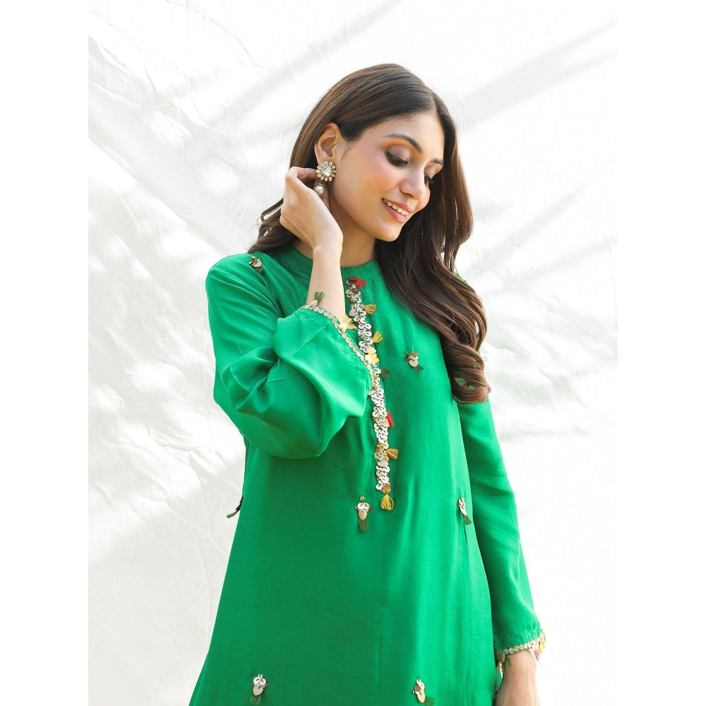 Pairaahan Radin Kurta (Set of 2)