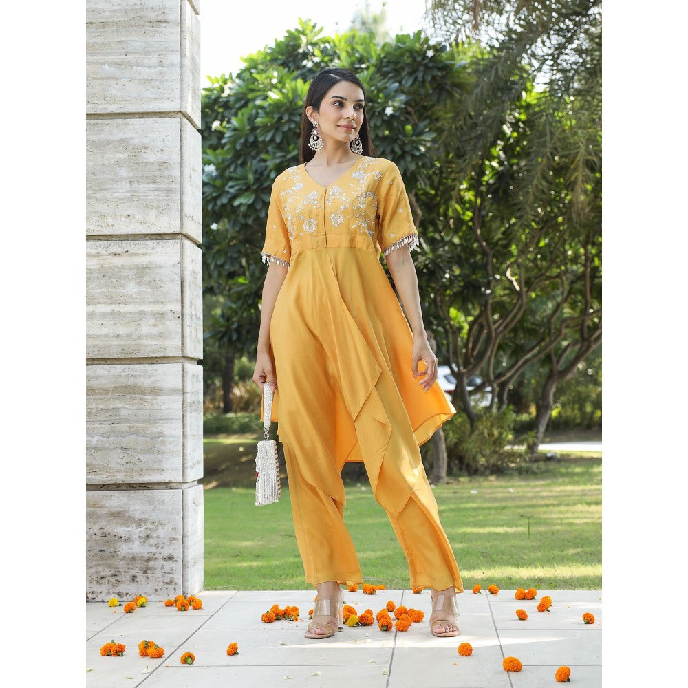 Pairaahan Zahira Kurta (Set of 2)