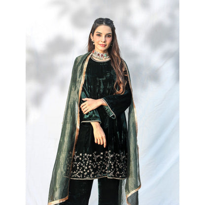 Pairaahan Irsa Kurta (Set of 3)