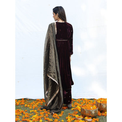 Pairaahan Shajar Kurta (Set of 3)