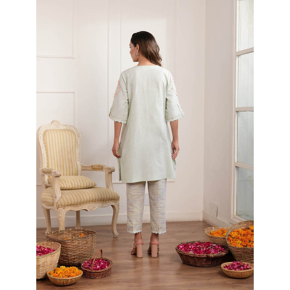 Pairaahan Sadaf Kurta (Set of 2)