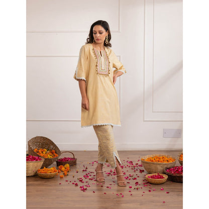 Pairaahan Ibadat Kurta (Set of 2)