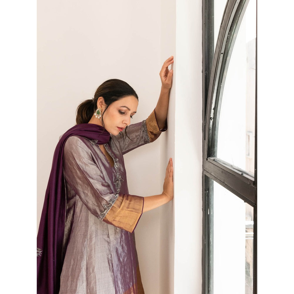 Pairaahan Nadra Anarkali Kurta (Set of 3)