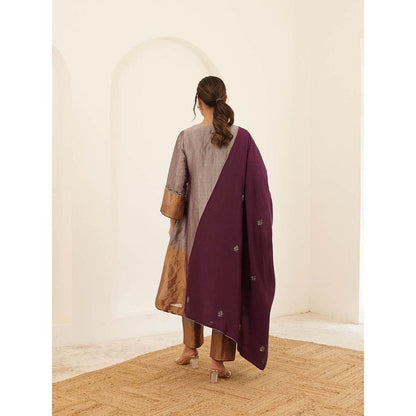 Pairaahan Nadra Anarkali Kurta (Set of 3)