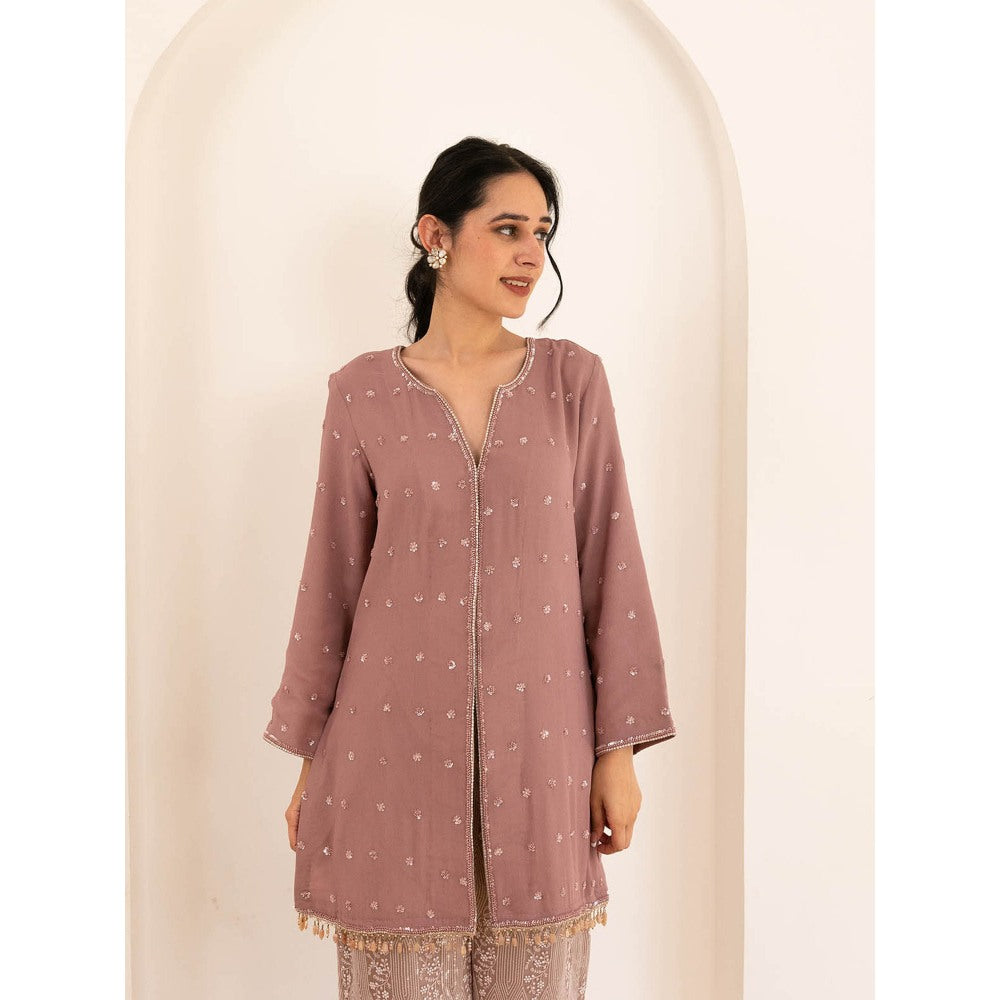 Pairaahan Zarf Kurta (Set of 2)