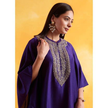 Pairaahan KAMLA Kaftans