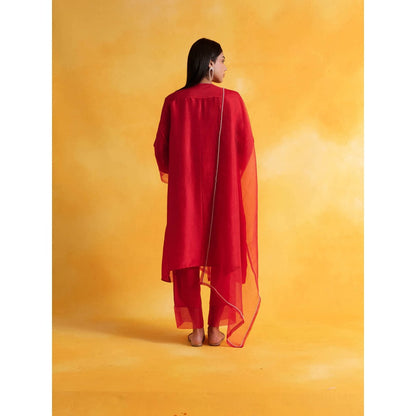 Pairaahan NAZAKAT Red Kaftan with Pant (Set of 3)