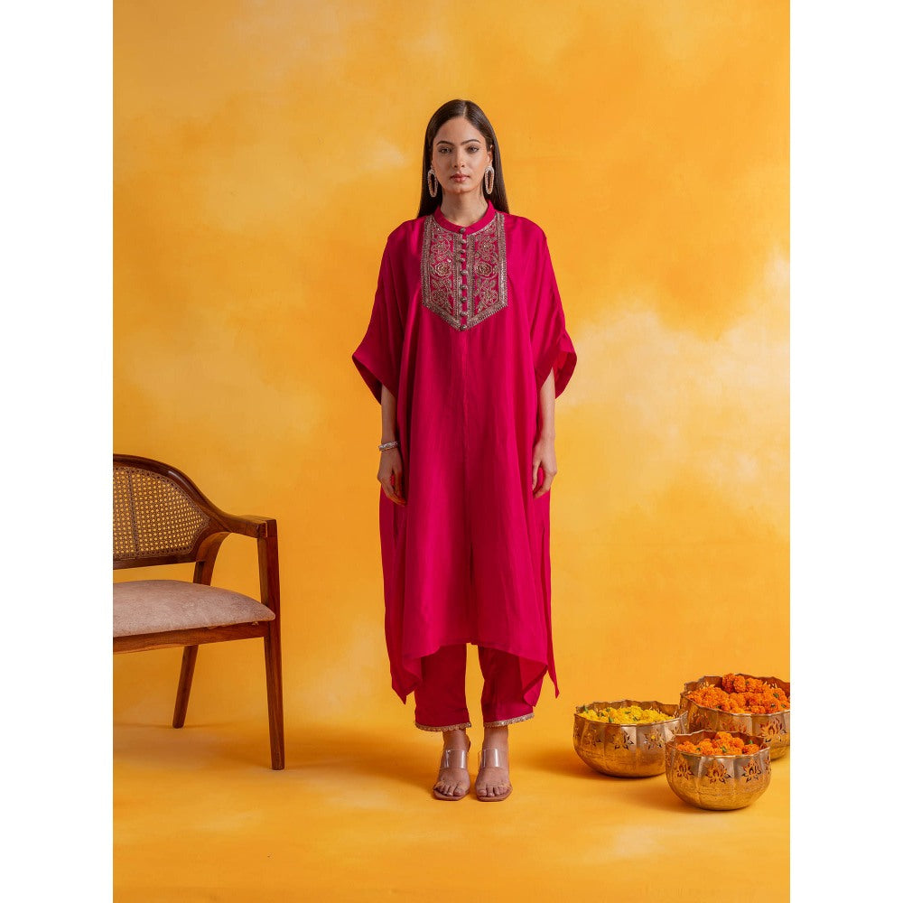 Pairaahan ANAI Fuchsia Pink Kaftan (Set of 2)