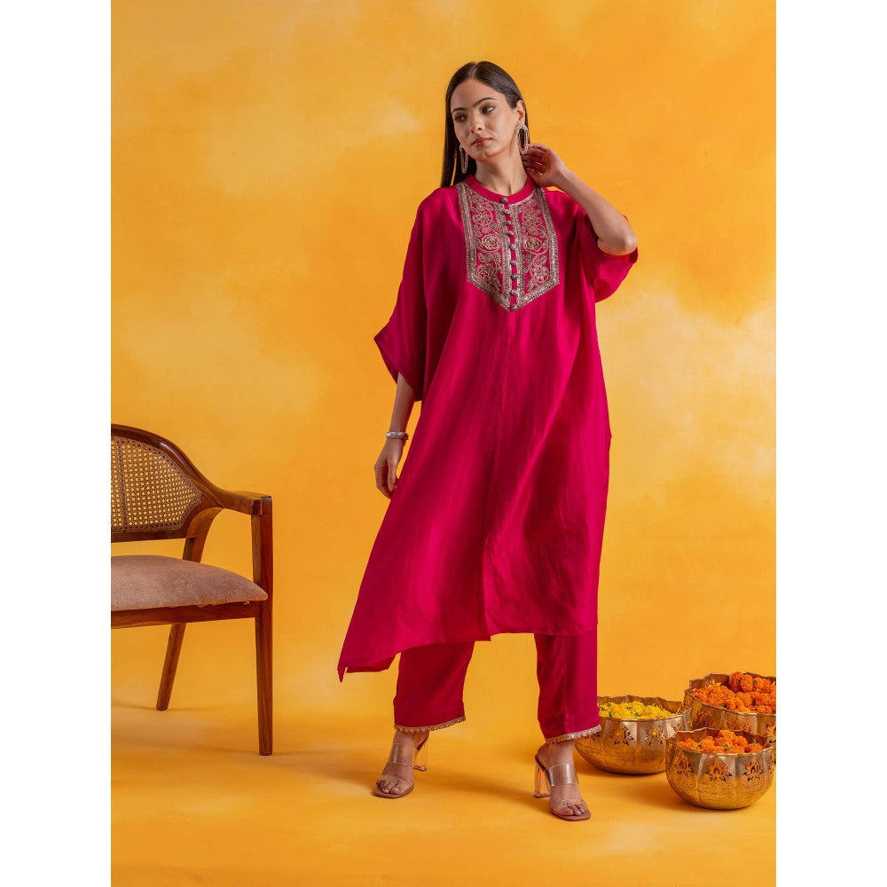 Pairaahan ANAI Fuchsia Pink Kaftan (Set of 2)