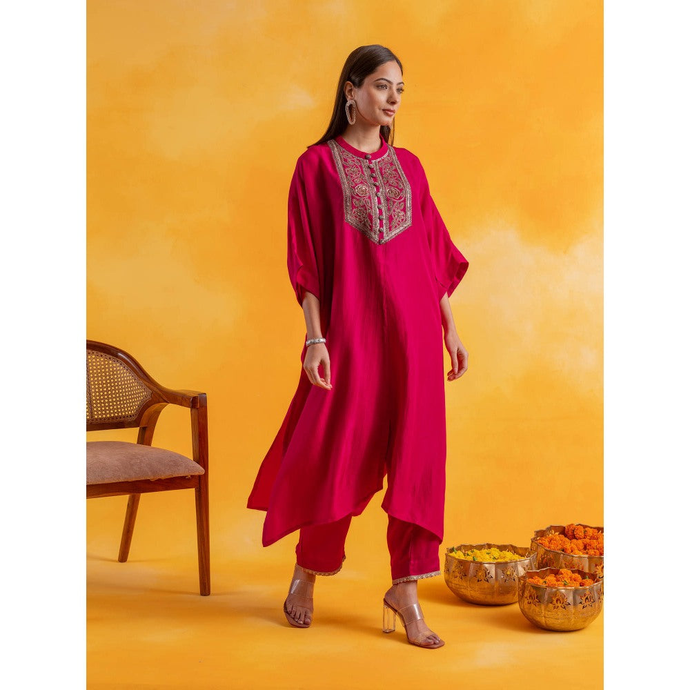 Pairaahan ANAI Fuchsia Pink Kaftan (Set of 2)