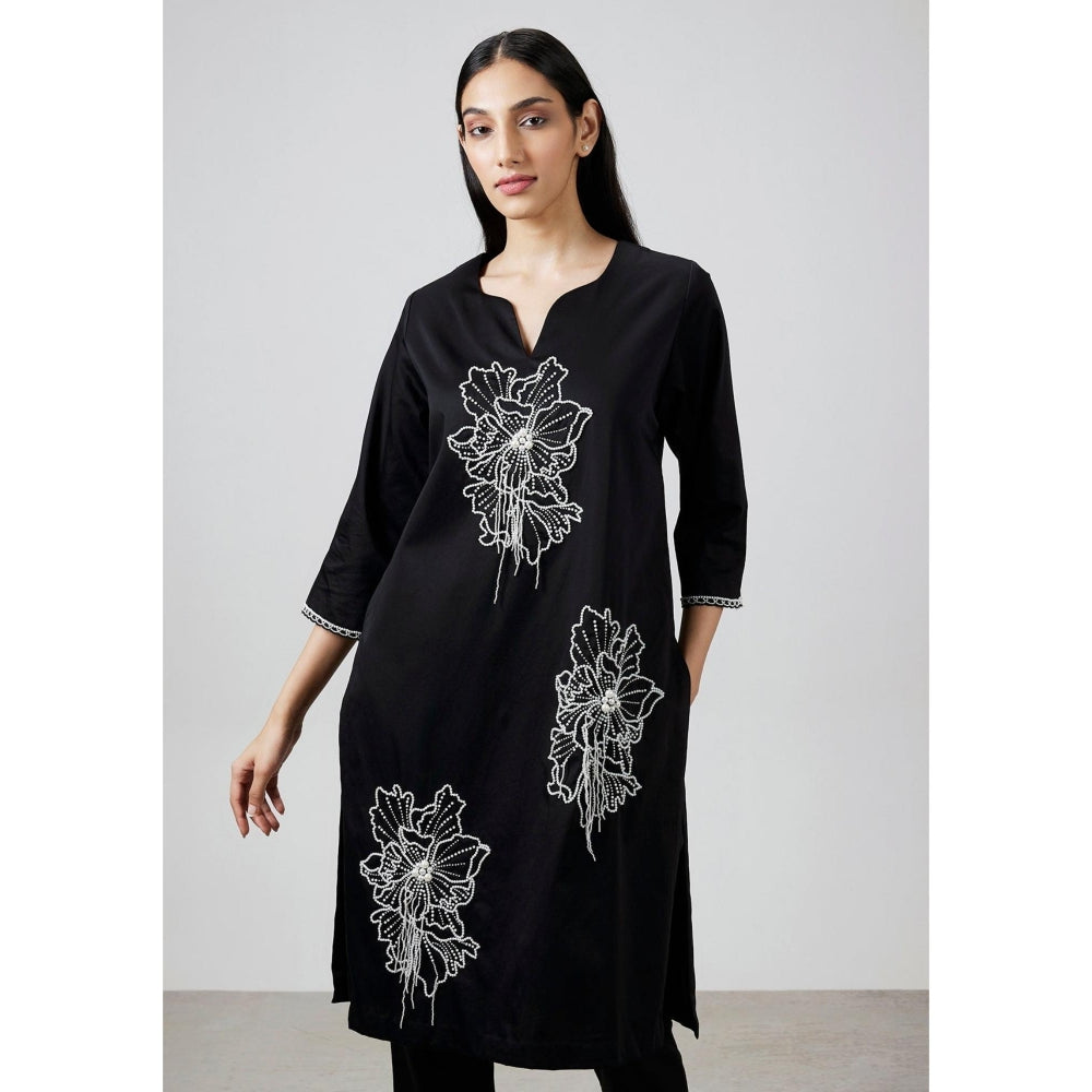 Pallavi Swadi Perla Noir Kurta with Pant