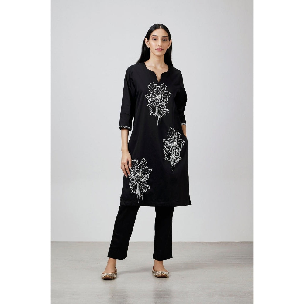Pallavi Swadi Perla Noir Kurta with Pant