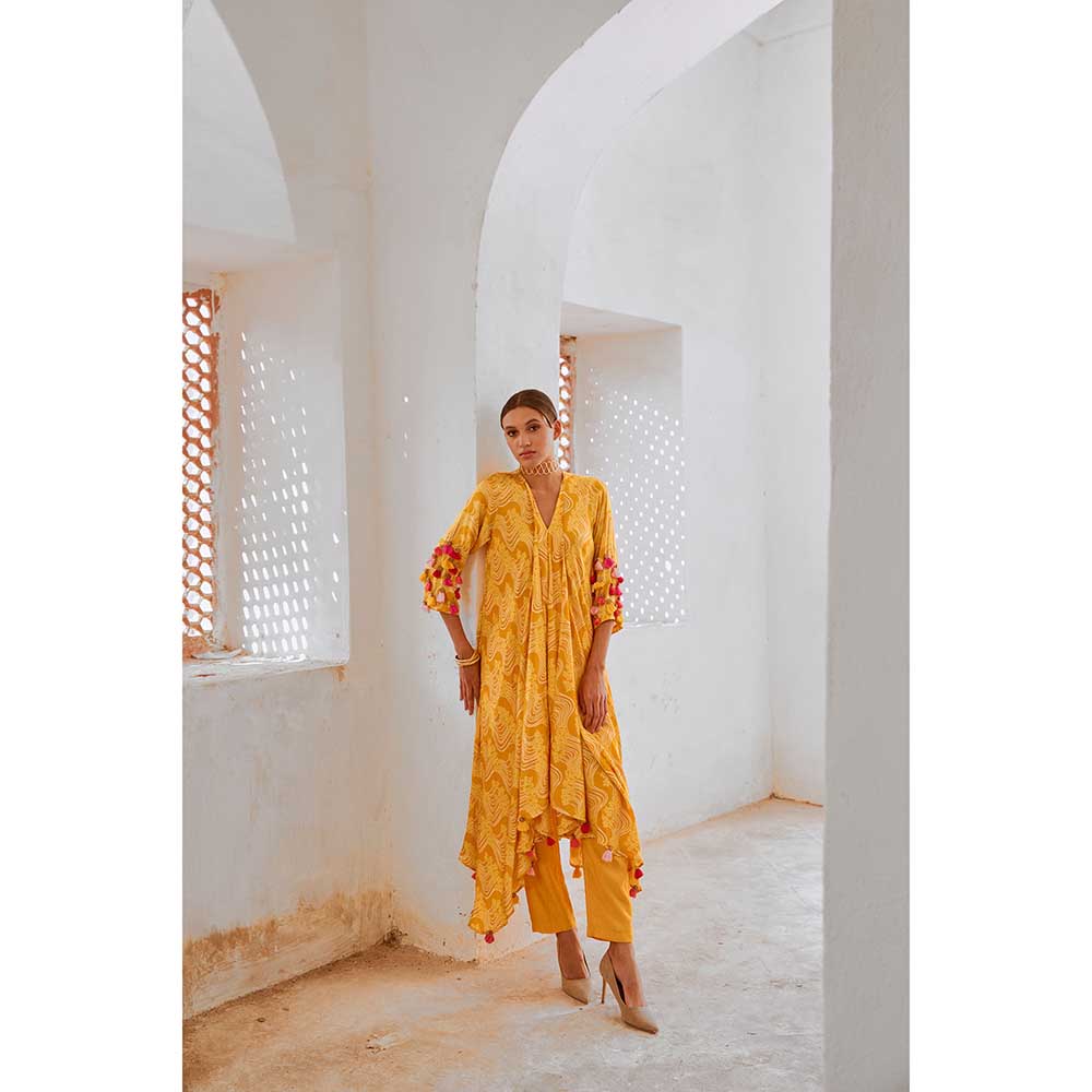 PALLAVI JAIPUR Gulbahar Marigold Mustard Tassel Kurta With Pant (Set of 2)