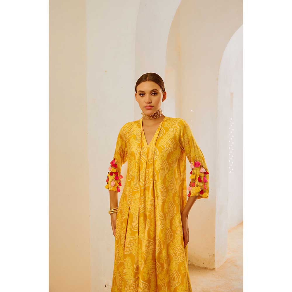 PALLAVI JAIPUR Gulbahar Marigold Mustard Tassel Kurta With Pant (Set of 2)