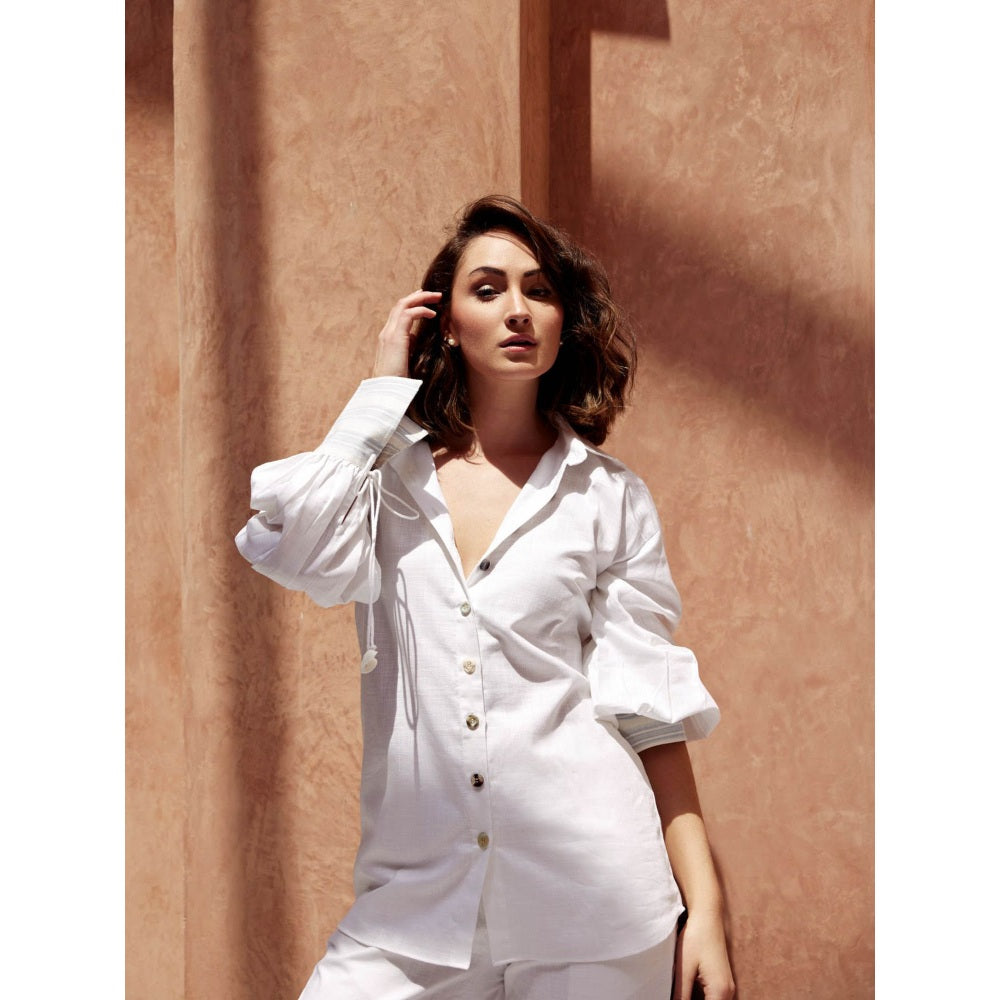 Palak Khandelwal White Co-Ord (Set of 2)