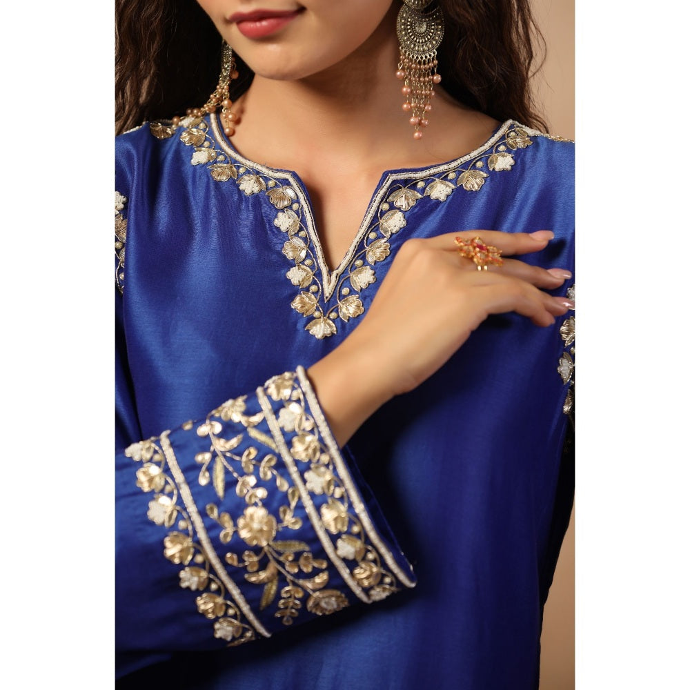 Palak Khandelwal Navy Blue Kurta with Handwork Paired with Brocade Pant and Dupatta (Set of 3)