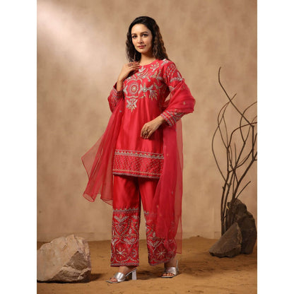 Palak Khandelwal Red Kurta with Pants and Dupatta (Set of 3)