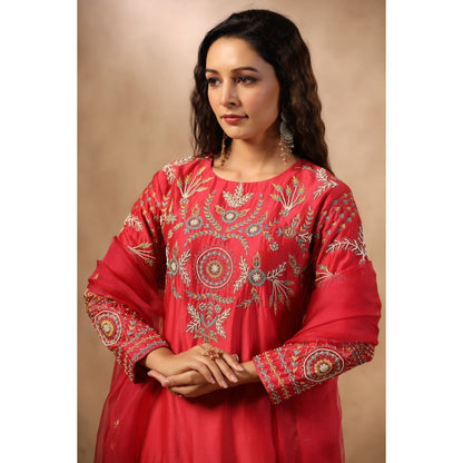 Palak Khandelwal Red Kurta with Pants and Dupatta (Set of 3)