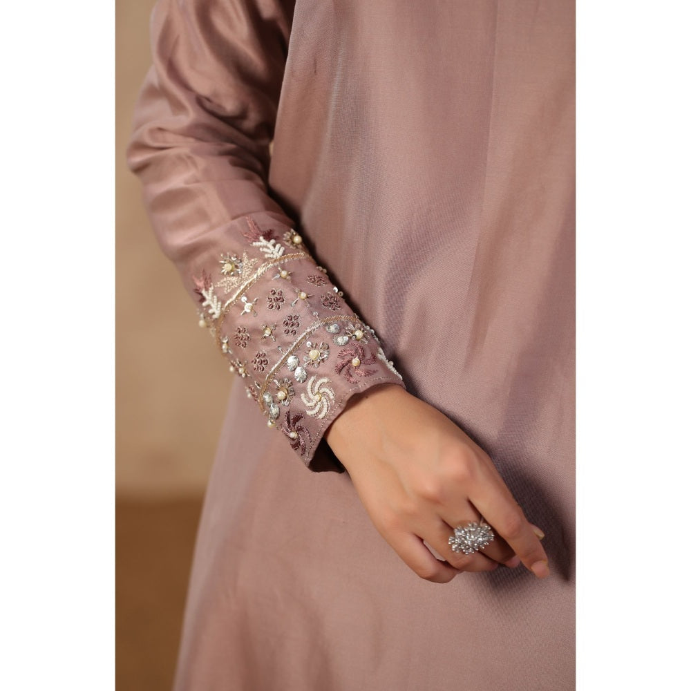 Palak Khandelwal Mauve Kurta Paired with Pants and Dupatta (Set of 3)