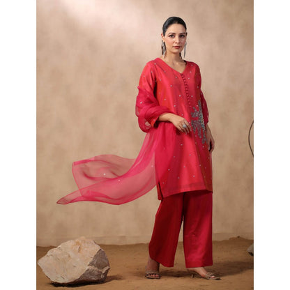 Palak Khandelwal Pink Kurta Paired with Pants and Dupatta (Set of 3)